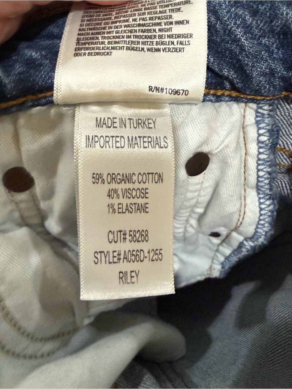 Agolde Riley Jean Size 23. Button Fly - Picture 4 of 6